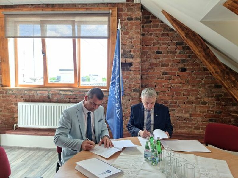 LU slēdz sadarbības līgumus ar Zemgales un Kurzemes novadu pašvaldībām